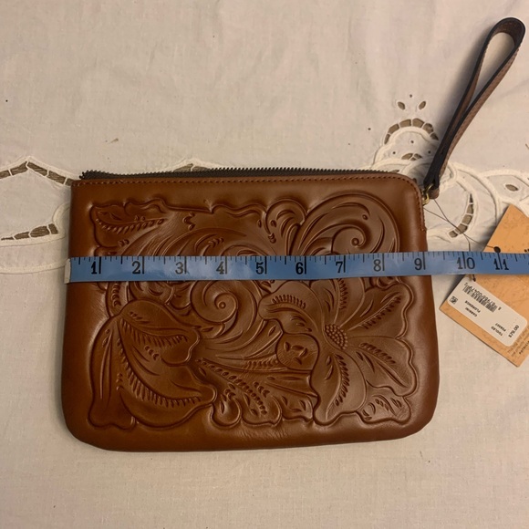 Patricia Nash Cassini Leather Wristlet - Picture 10 of 11